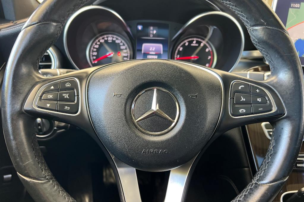 Thumbnail: 2016 Mercedes-Benz GLC - 30