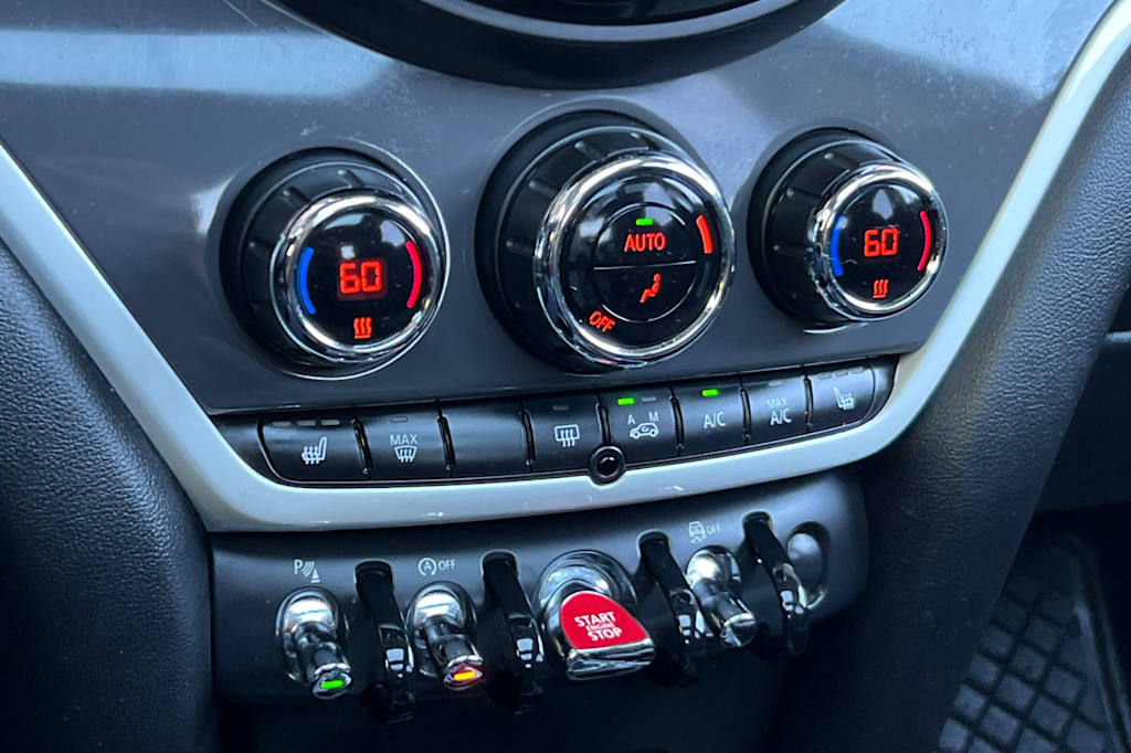 Thumbnail: 2017 MINI Cooper Countryman - 26