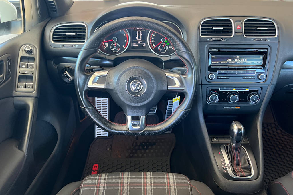 Thumbnail: 2012 Volkswagen Golf - 10