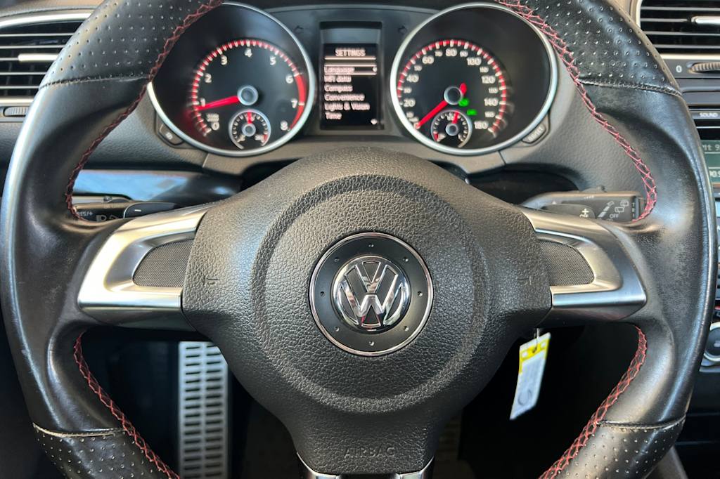 Thumbnail: 2012 Volkswagen Golf - 26