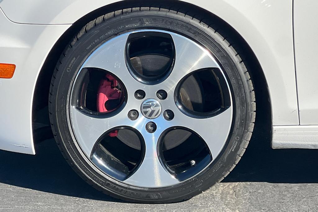 Thumbnail: 2012 Volkswagen Golf - 7