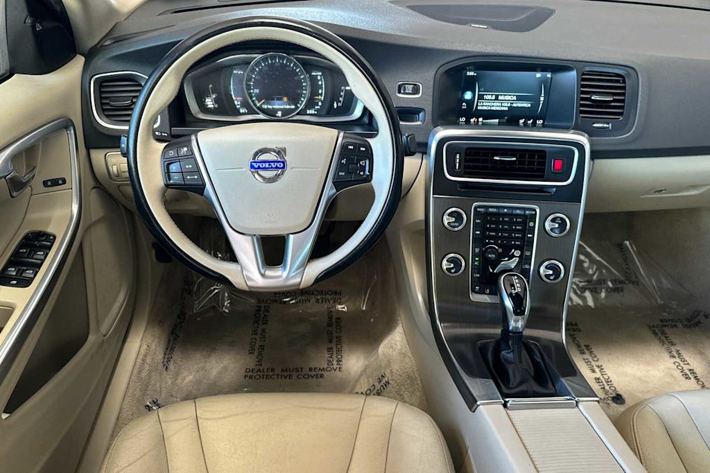 Thumbnail: 2015 Volvo S60 - 11