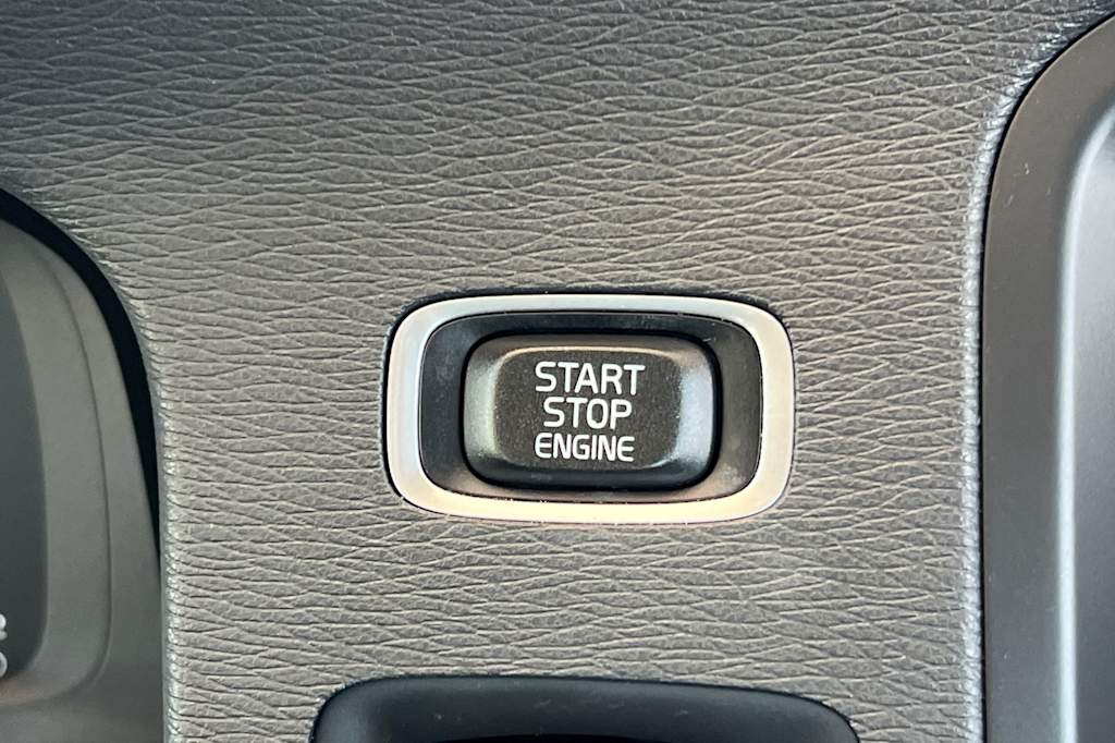 Thumbnail: 2012 Volvo S60 - 24