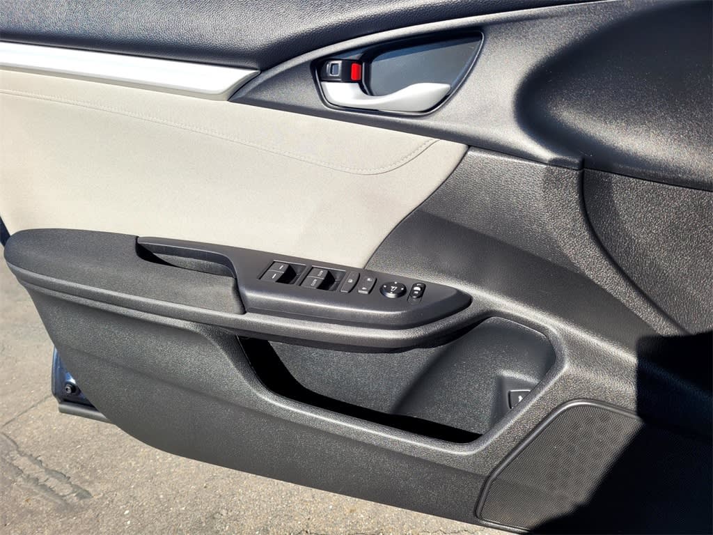 Thumbnail: 2020 Honda Civic - 17