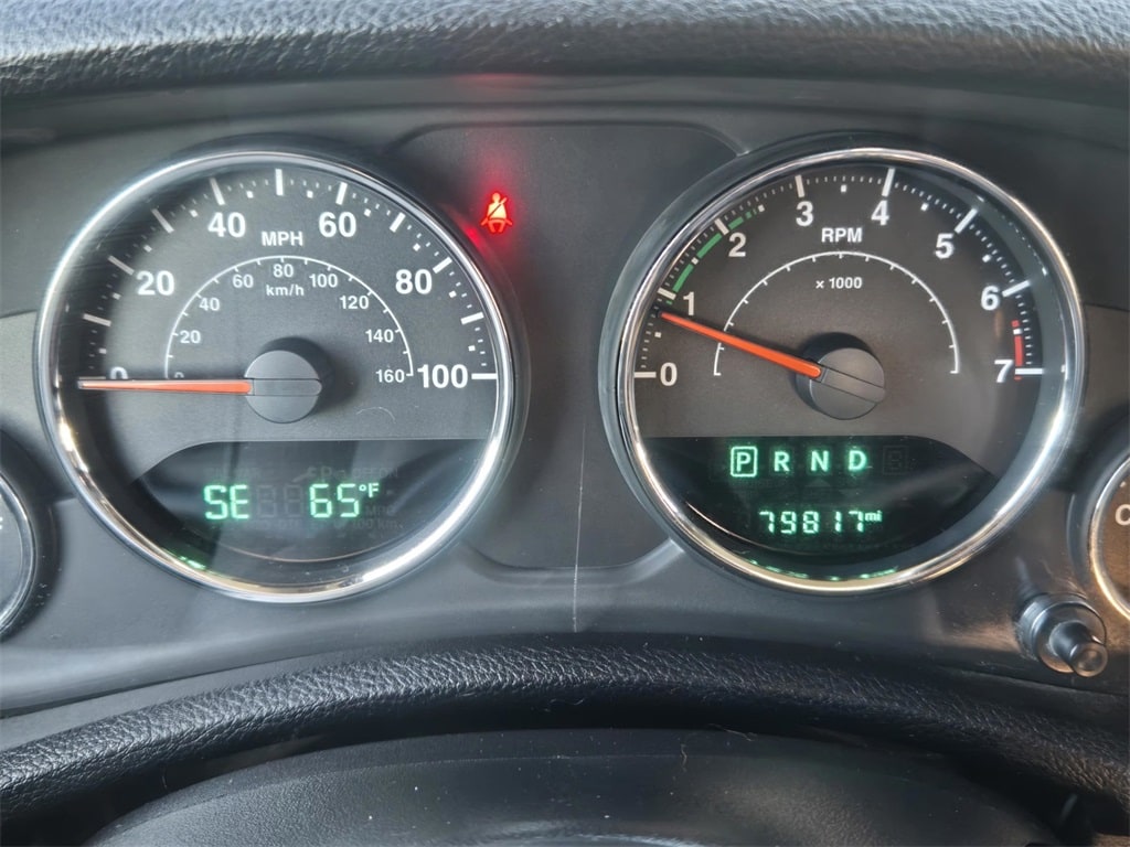 Thumbnail: 2017 Jeep Wrangler - 12