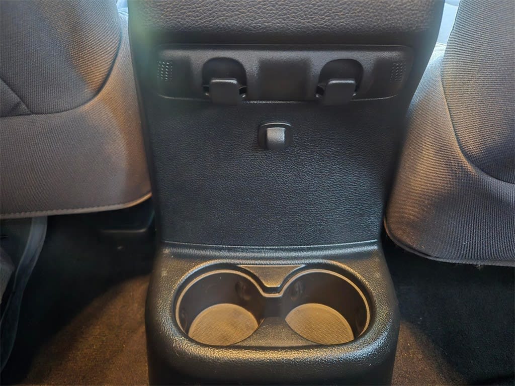 Thumbnail: 2017 Jeep Wrangler - 16