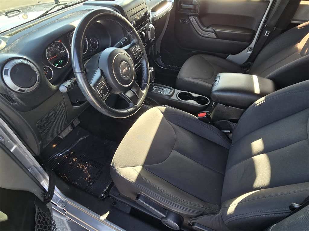 Thumbnail: 2017 Jeep Wrangler - 9