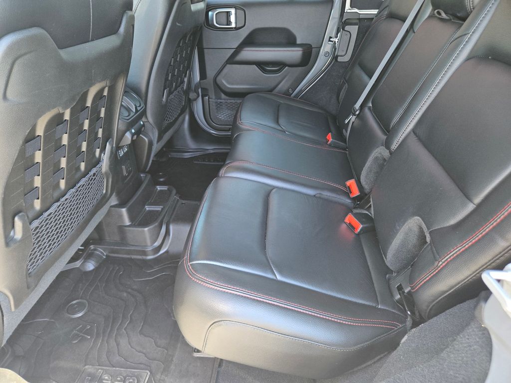 Thumbnail: 2019 Jeep Wrangler - 10