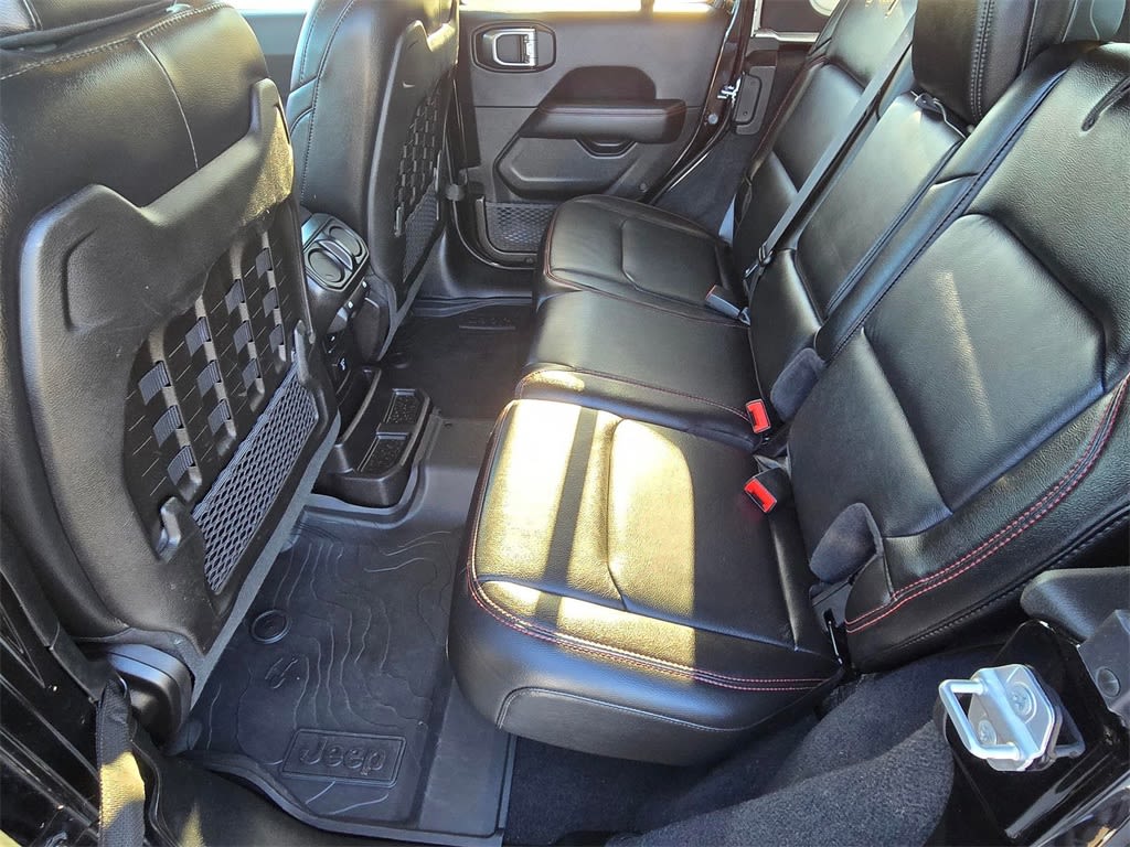 Thumbnail: 2019 Jeep Wrangler - 10