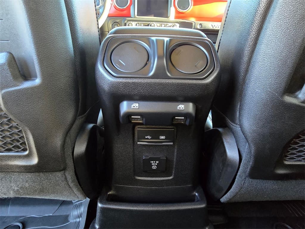 Thumbnail: 2019 Jeep Wrangler - 16