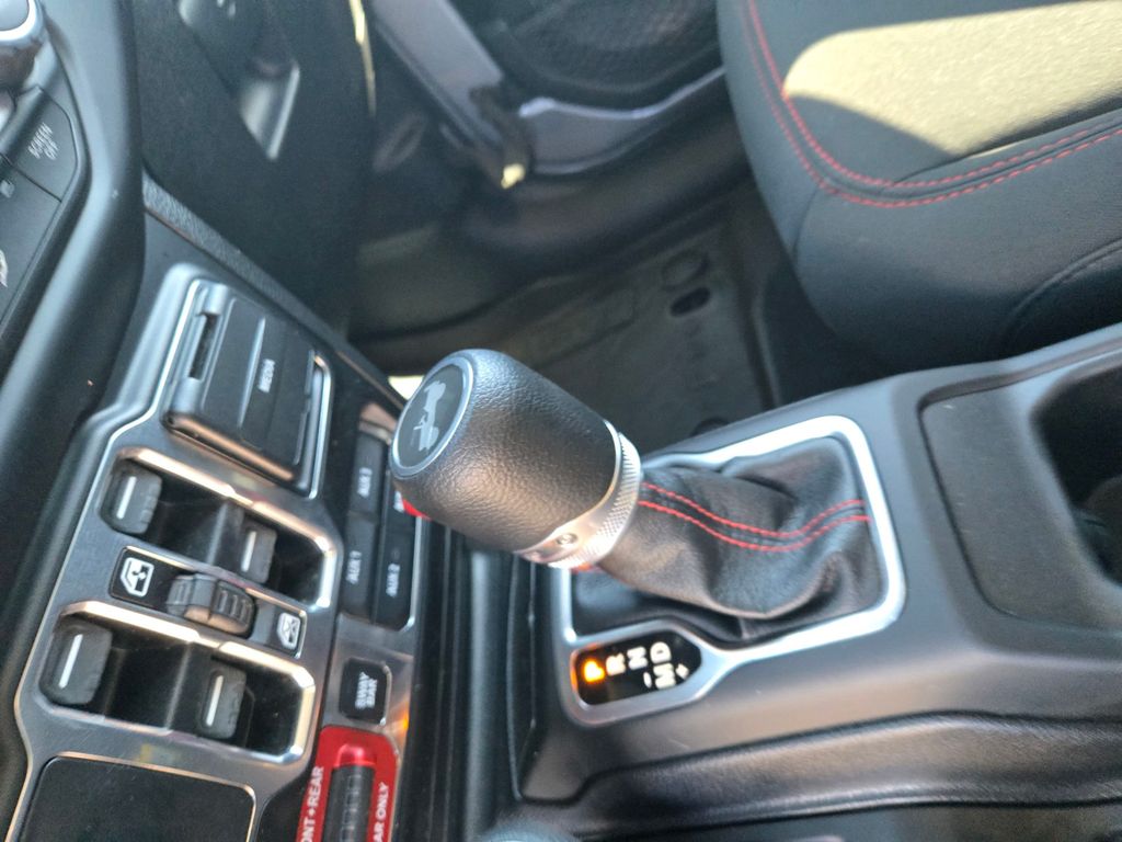 Thumbnail: 2020 Jeep Wrangler - 7
