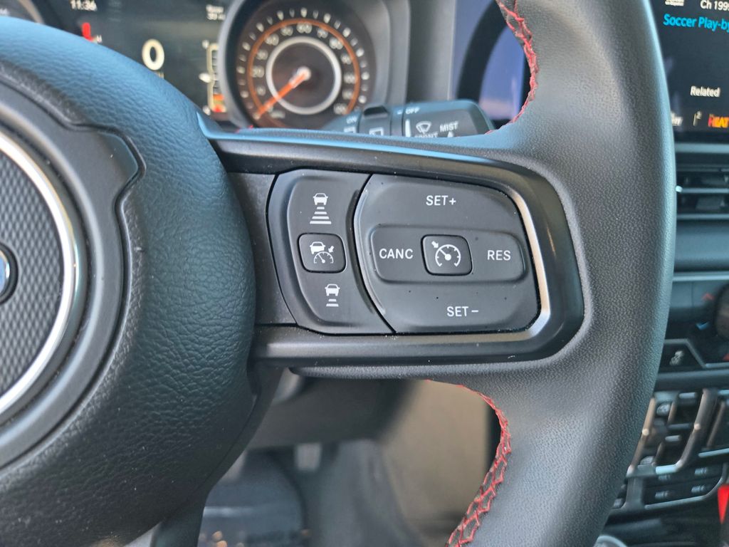 Thumbnail: 2024 Jeep Wrangler - 21