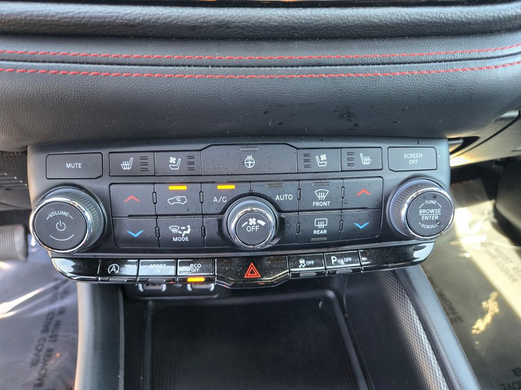 Thumbnail: 2024 Dodge Durango - 18