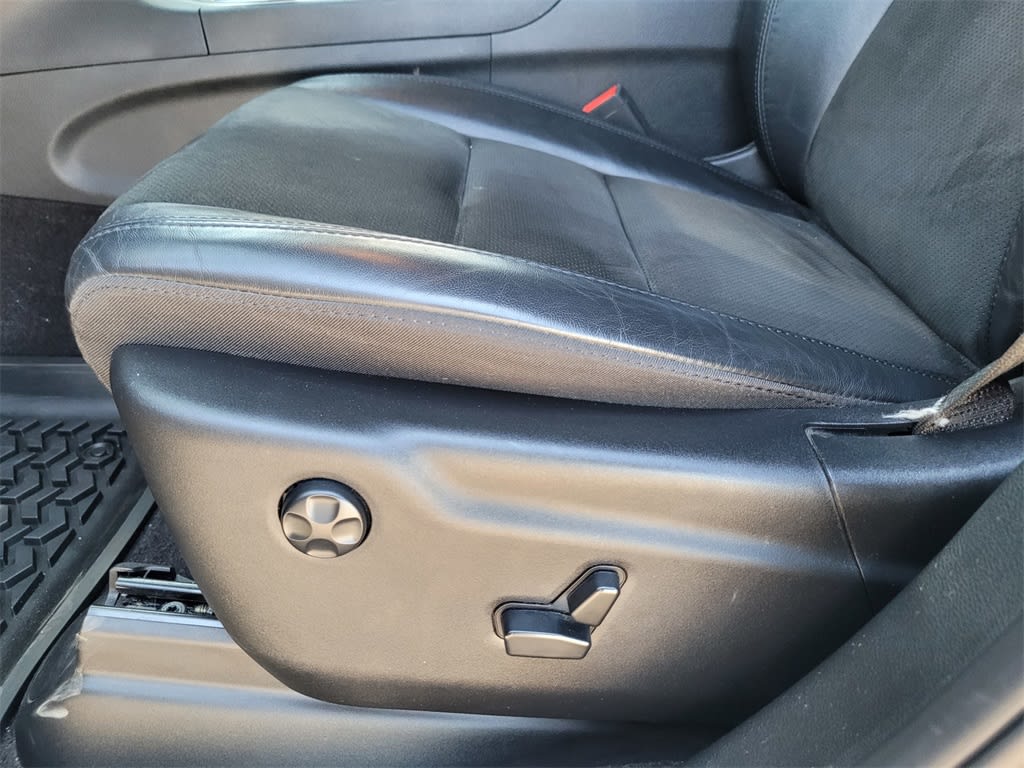 Thumbnail: 2019 Jeep Grand Cherokee - 18