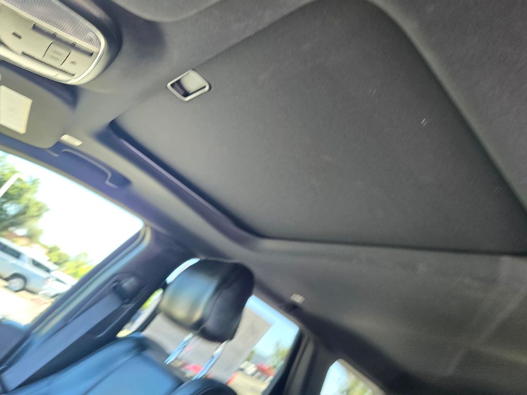 Thumbnail: 2021 Jeep Grand Cherokee - 17