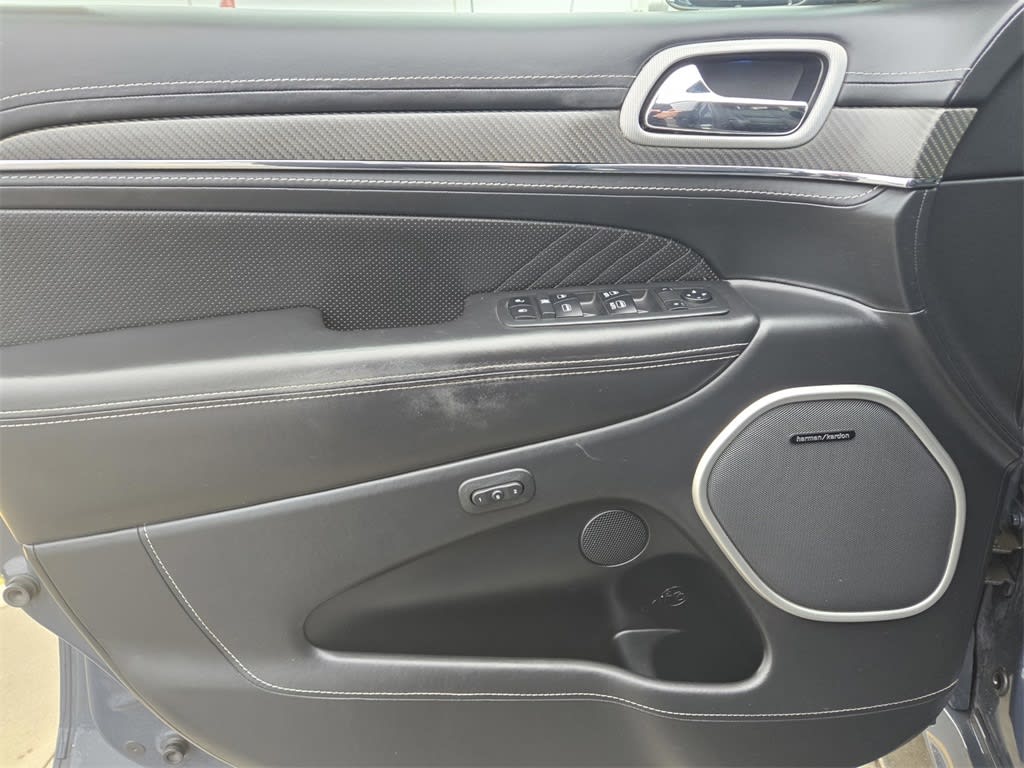 Thumbnail: 2018 Jeep Grand Cherokee - 19