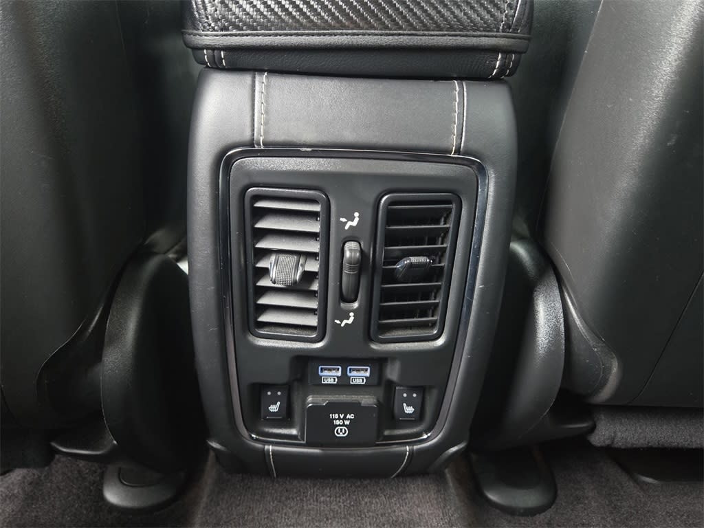 Thumbnail: 2018 Jeep Grand Cherokee - 18