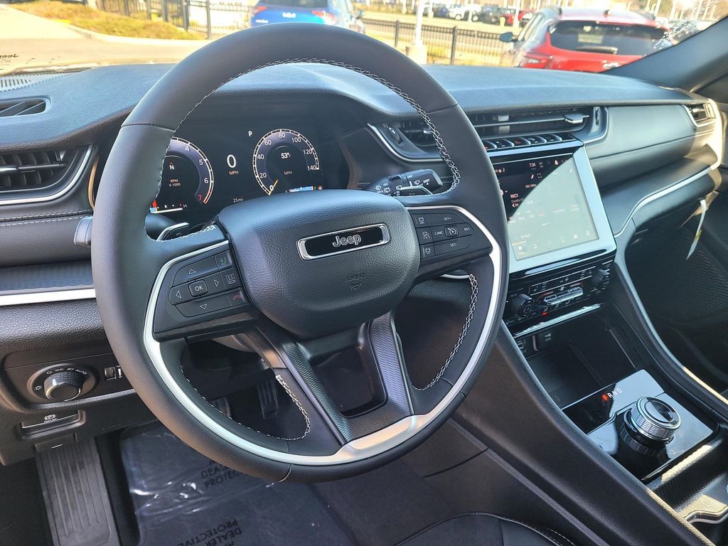 Thumbnail: 2025 Jeep Grand Cherokee - 2