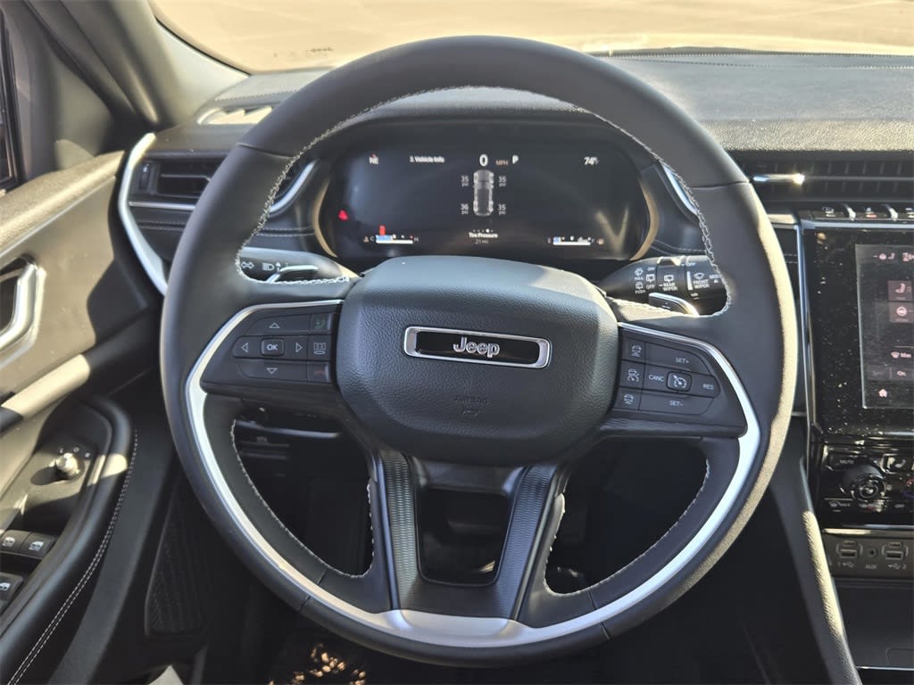 Thumbnail: 2025 Jeep Grand Cherokee - 7