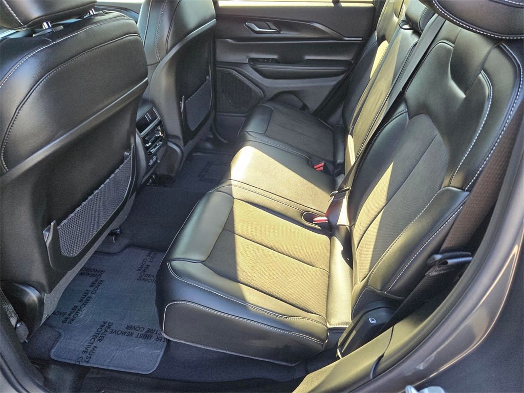 Thumbnail: 2025 Jeep Grand Cherokee - 10