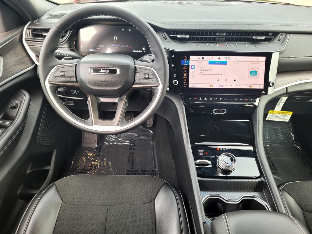 Thumbnail: 2026 Jeep Grand Cherokee - 7