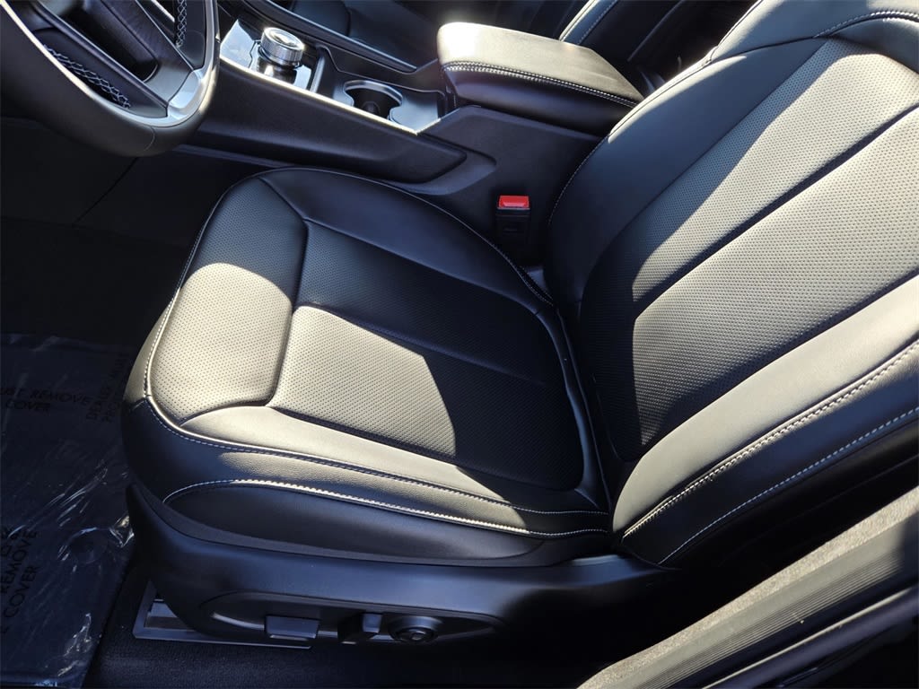 Thumbnail: 2025 Jeep Grand Cherokee - 17