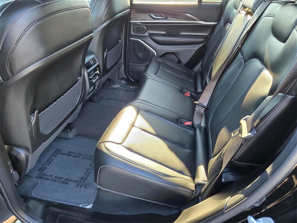 Thumbnail: 2025 Jeep Grand Cherokee - 9