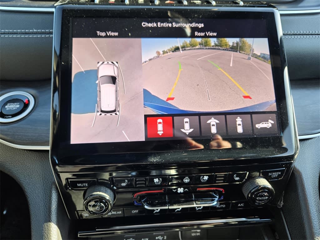 Thumbnail: 2025 Jeep Grand Cherokee - 10