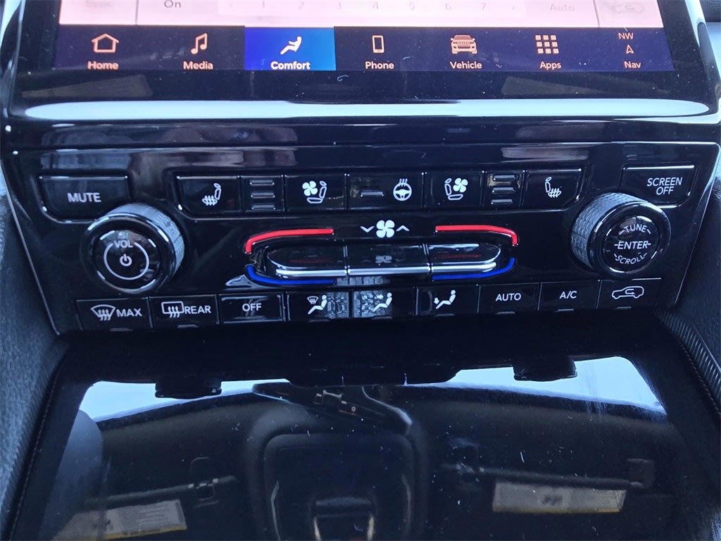 Thumbnail: 2025 Jeep Grand Cherokee - 19