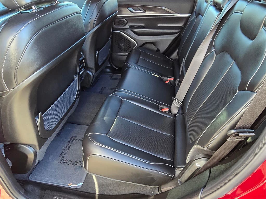 Thumbnail: 2025 Jeep Grand Cherokee - 9