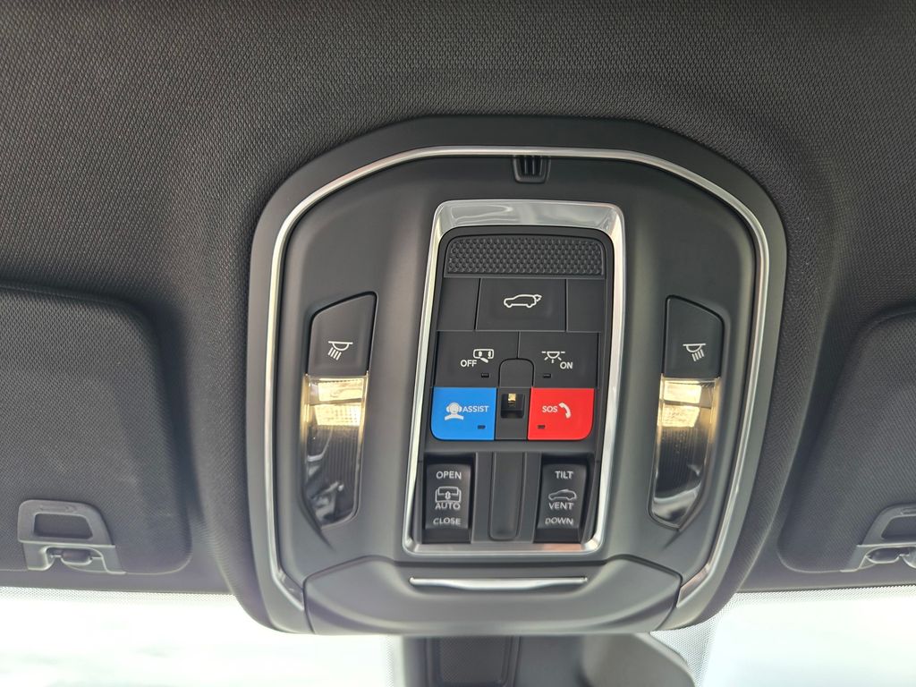 Thumbnail: 2026 Jeep Grand Cherokee L - 17