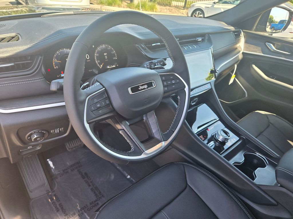 Thumbnail: 2026 Jeep Grand Cherokee L - 7