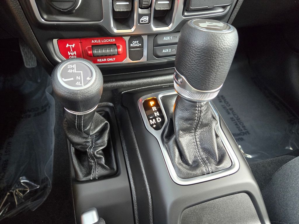 Thumbnail: 2026 Jeep Wrangler - 11