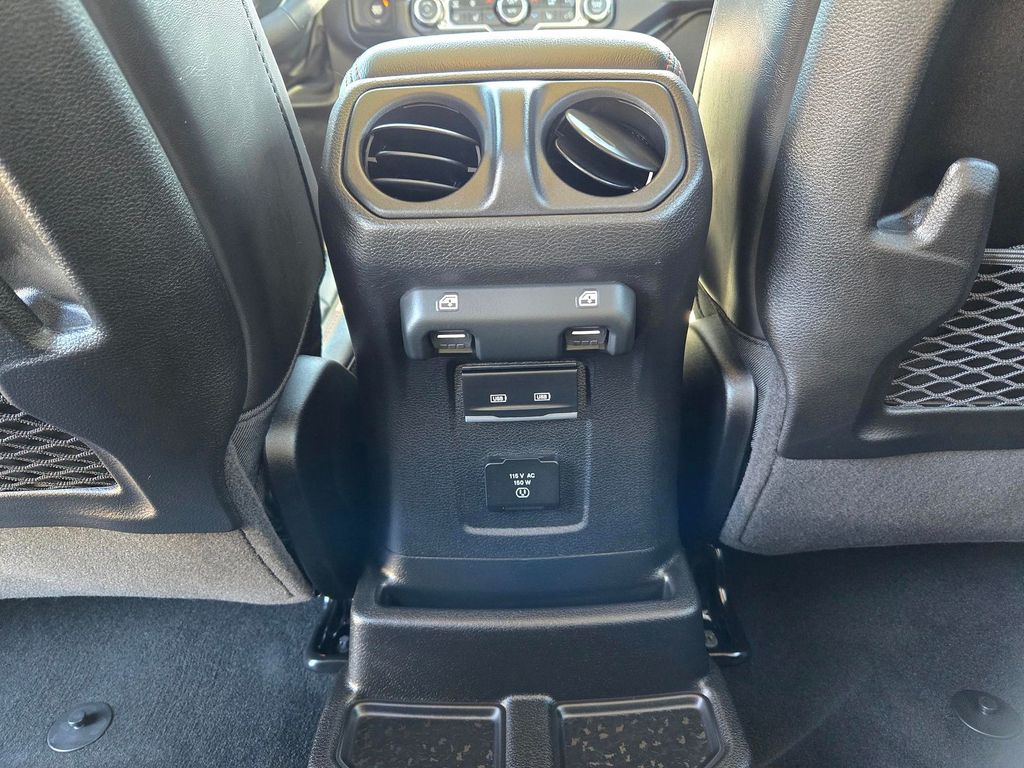 Thumbnail: 2025 Jeep Wrangler - 16