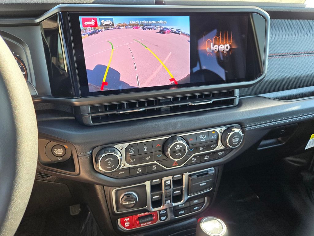 Thumbnail: 2025 Jeep Wrangler - 10