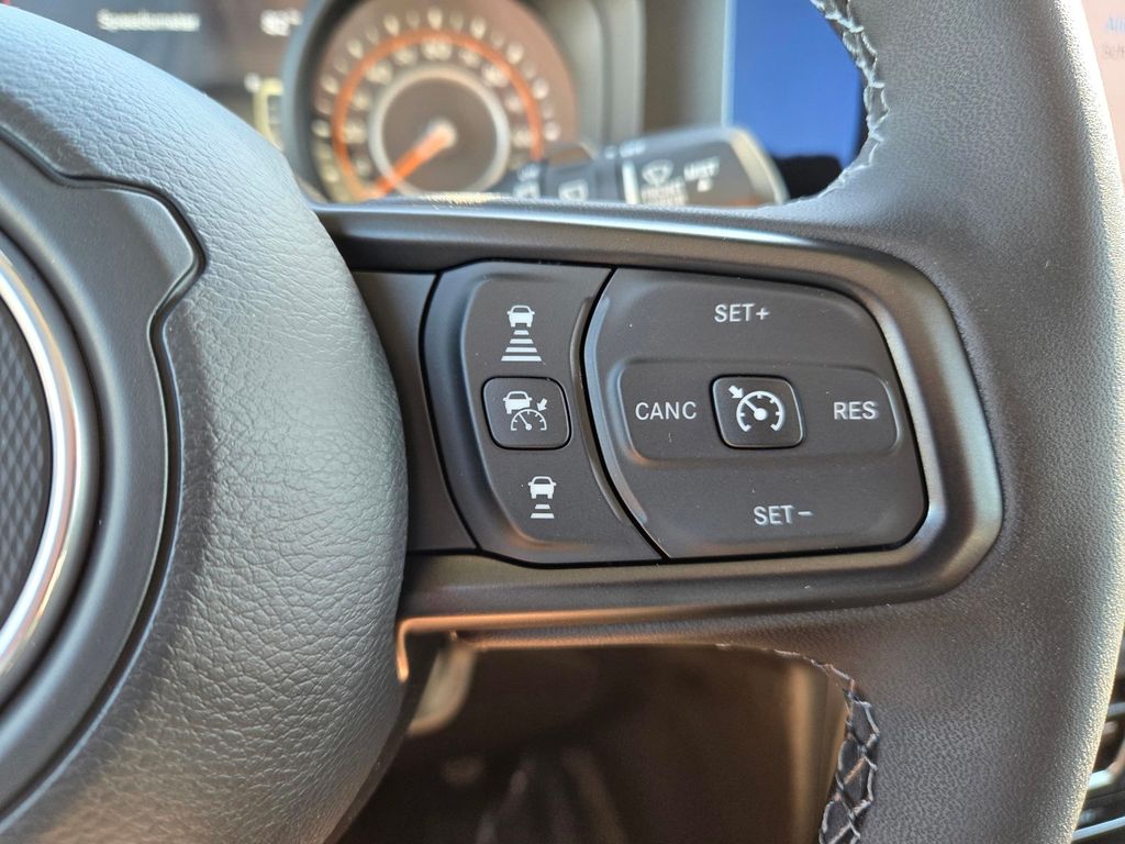 Thumbnail: 2025 Jeep Wrangler - 21