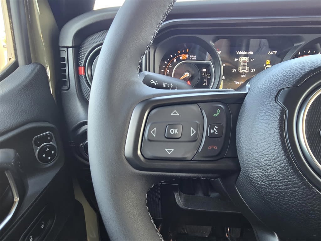 Thumbnail: 2026 Jeep Wrangler - 20