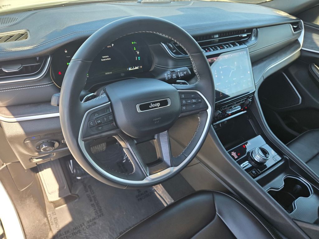 Thumbnail: 2024 Jeep Grand Cherokee - 11