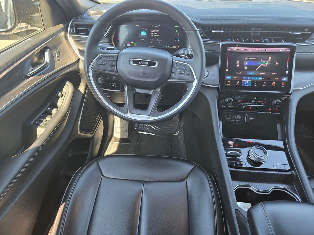 Thumbnail: 2024 Jeep Grand Cherokee - 7