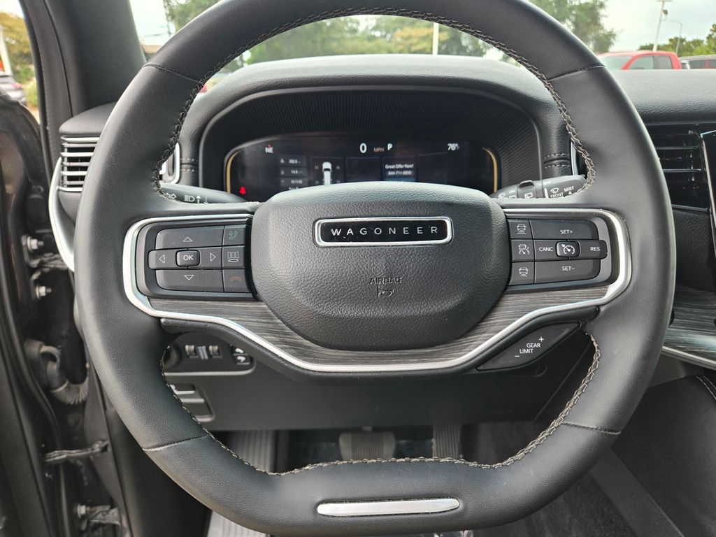 Thumbnail: 2024 Jeep Wagoneer - 22