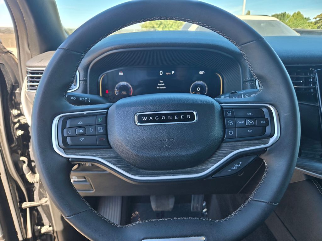 Thumbnail: 2024 Jeep Wagoneer - 8
