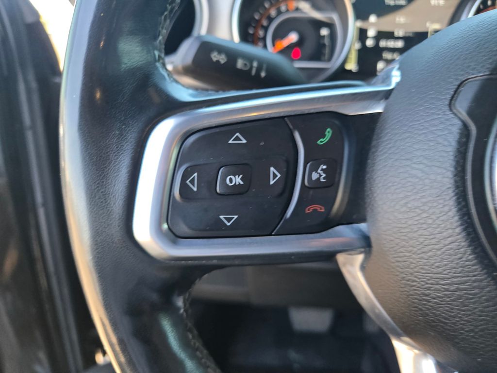 Thumbnail: 2020 Jeep Gladiator - 21