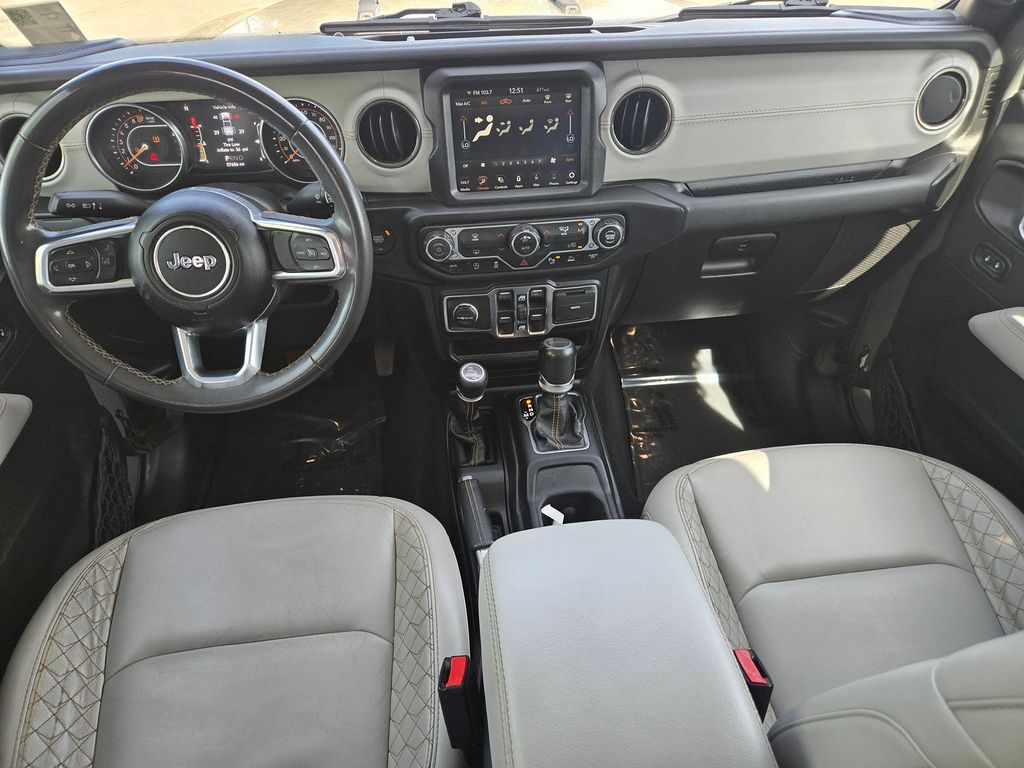 Thumbnail: 2023 Jeep Gladiator - 2