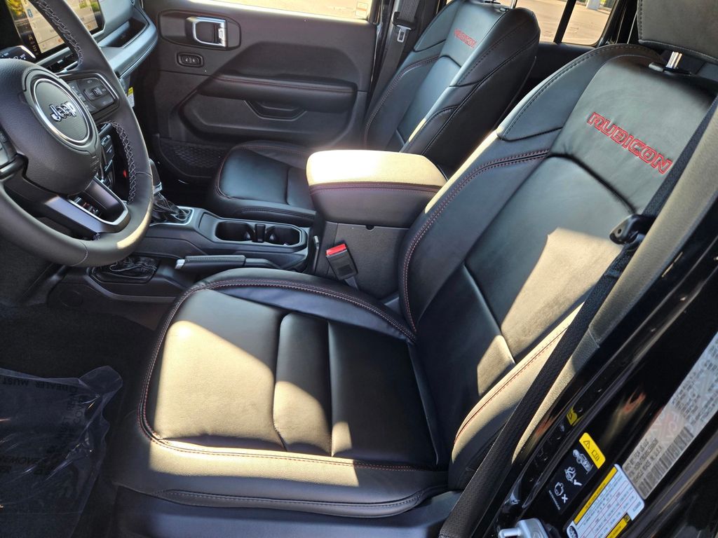 Thumbnail: 2025 Jeep Gladiator - 7