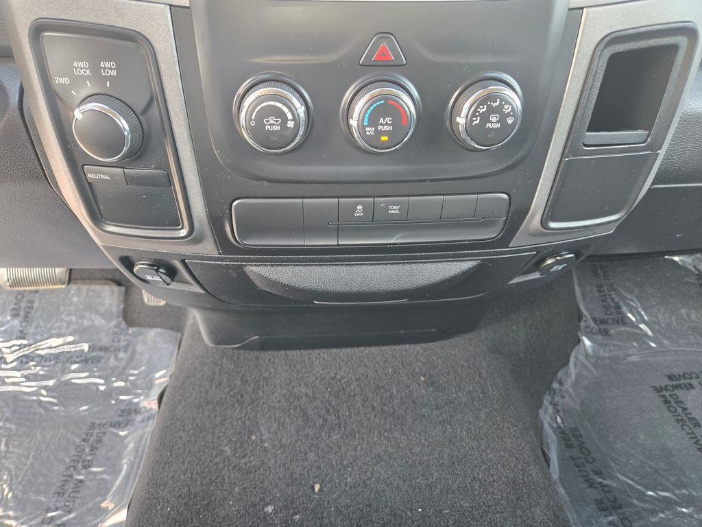 Thumbnail: 2014 RAM 1500 - 18