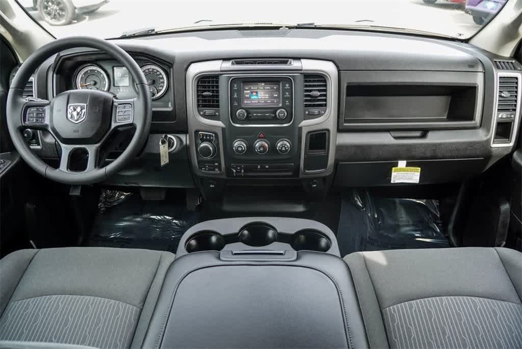 Thumbnail: 2024 RAM 1500 - 2
