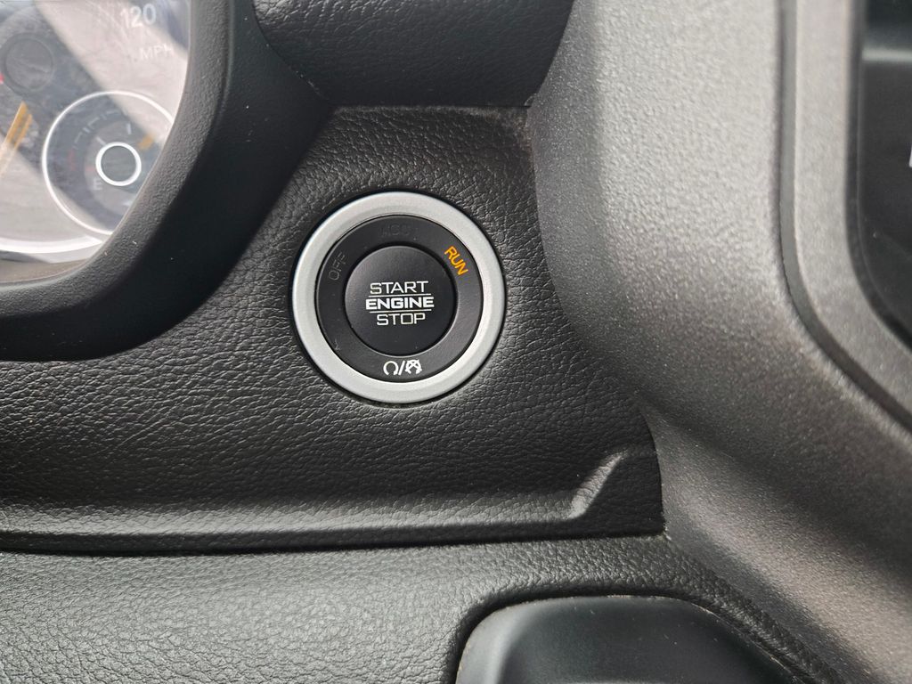 Thumbnail: 2020 RAM 1500 - 19