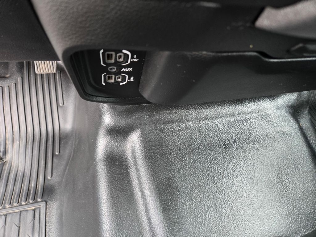 Thumbnail: 2020 RAM 1500 - 18