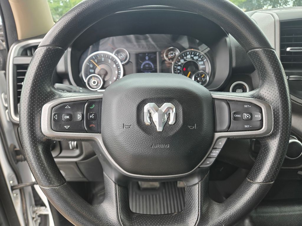 Thumbnail: 2020 RAM 1500 - 10