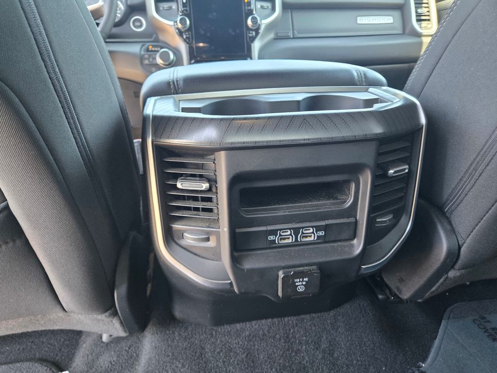 Thumbnail: 2025 RAM 1500 - 17